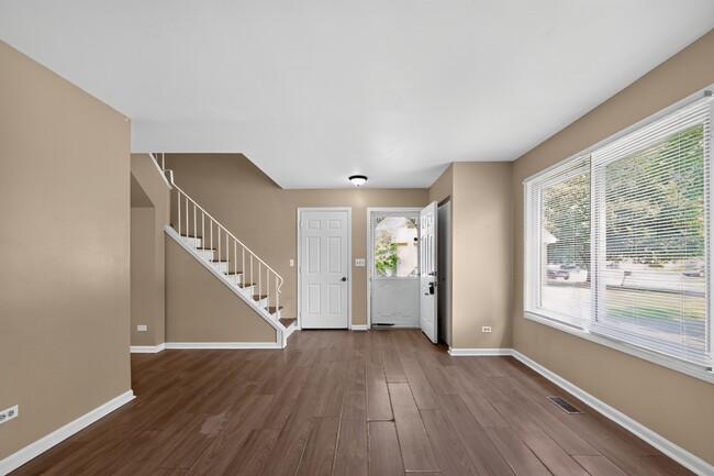 Photo - 1371 Andover Dr