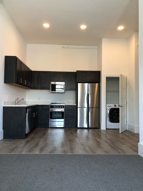 Photo - 10 Merchants Row Apartments