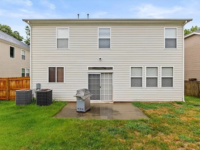 Photo - 120 Milpass Dr