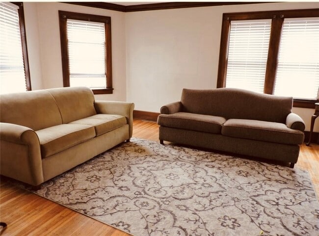 Photo - 217 Middlesex Rd