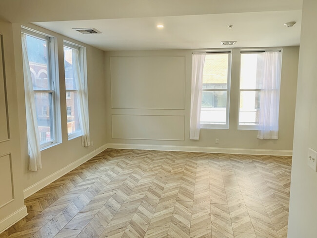 Kenmore - Apartment 517 - The Kenmore