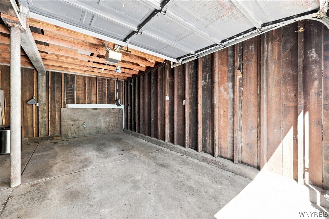 Photo - 250 West Ave