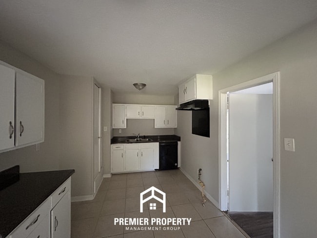 Photo - Unique 4BR/2BA Southaven Home | Hardwood Vaulted Sunroom & Fenced Yard