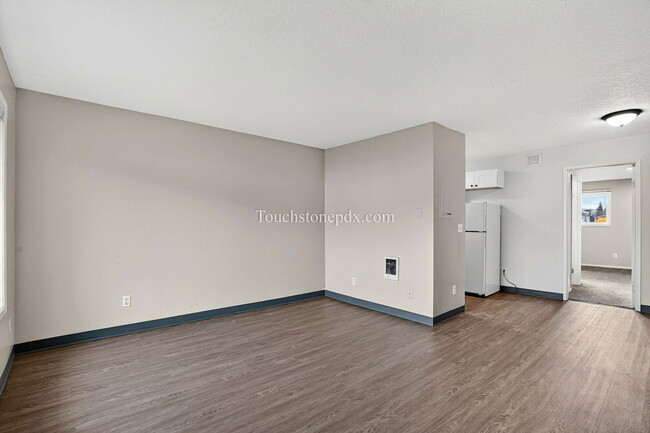 Building Photo - 2429 SE 135th Ave