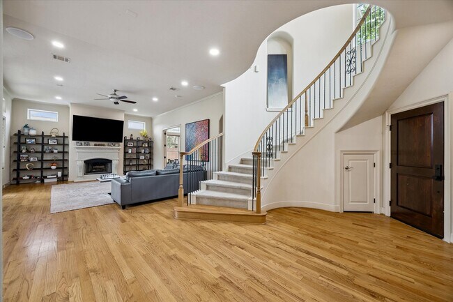Photo - 11218 French Oak Ln
