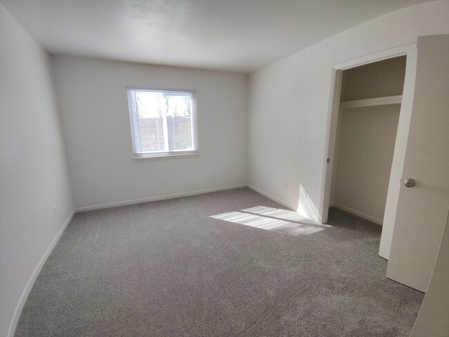 Photo - 600 Reusens Rd Unit D38