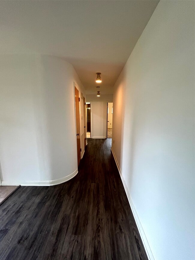 Photo - 1902 Gillette St