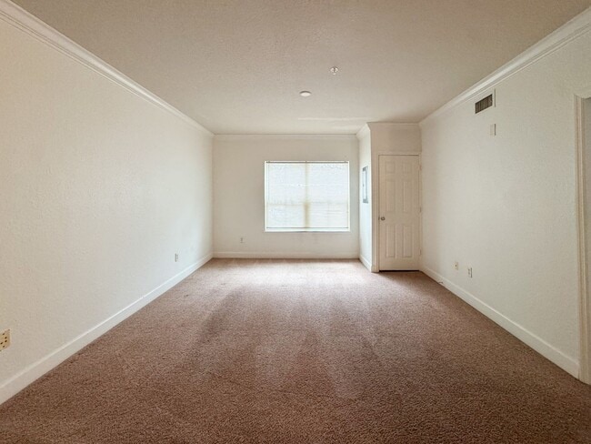 Photo - Perfectly priced 1/1 in heart of Downtown Orlando