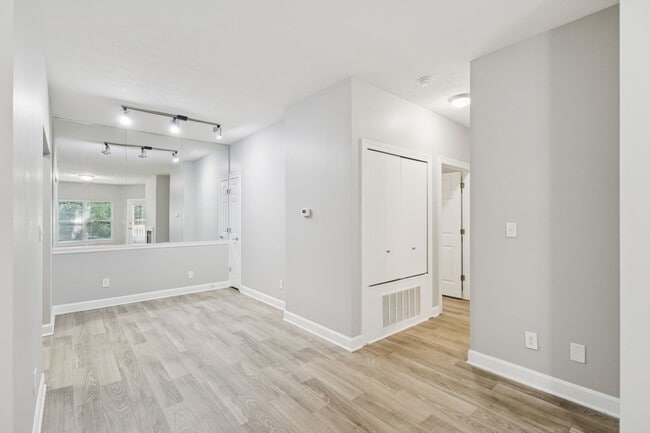 Photo - Aspenwood Apartments