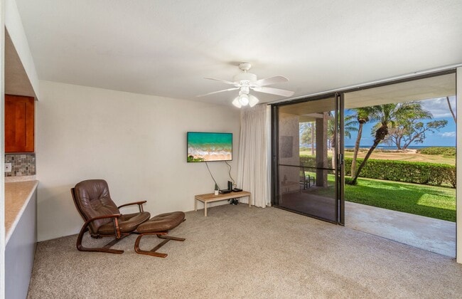 Building Photo - OceanFront Unfurnished Condo at Luana Kai 1 Bed / 1 Bath with Ocean Views!