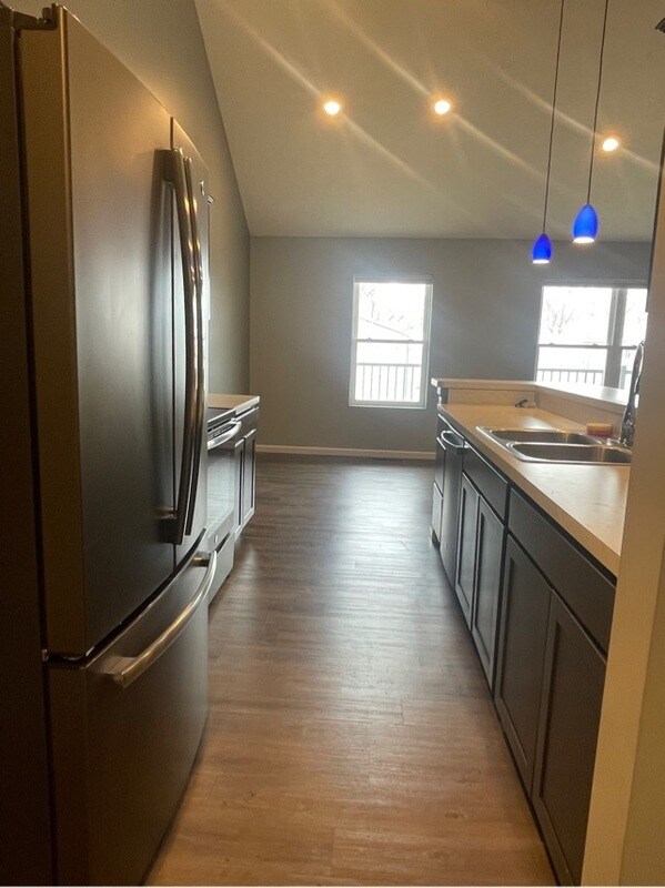 Photo - 2304 W George St Unit Apt 2