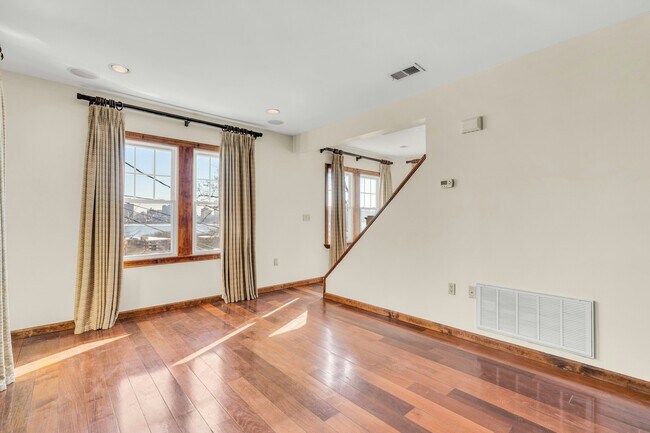 Photo - 9 Old Wood Rd