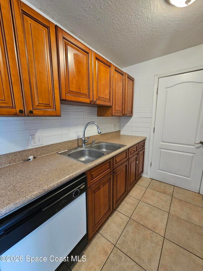 Photo - 2101 Forest Knoll Dr NE Unit 01-202