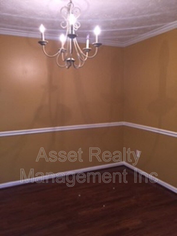 Photo - 8212 Tangle Grove Ln