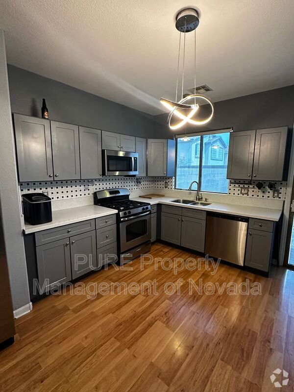 Building Photo - 8304 Strawberry Spring St Rental