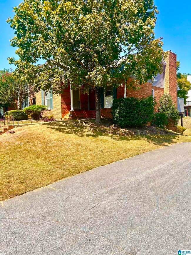 Photo - 2212 Ascot Ln