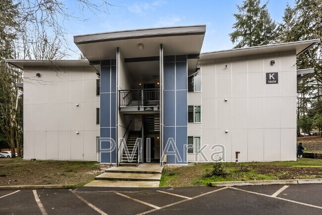 Photo - 14404 NE 31st St