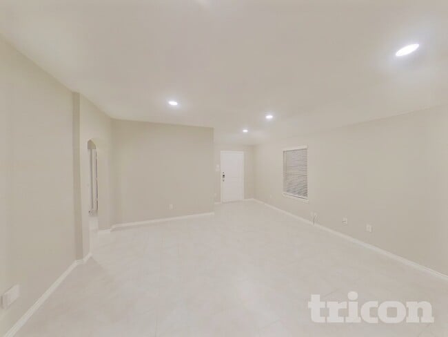 Photo - 1809 Princeton Ave