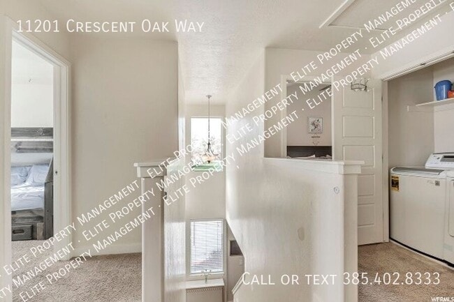 Photo - 11201 Crescent Oak Way