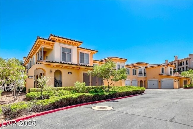 Building Photo - 21 Via Visione Unit 101 Rental