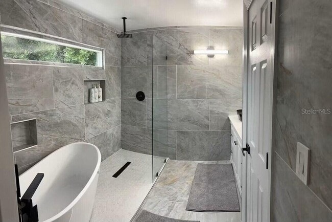 Photo - 8804 Bay Vista Ct