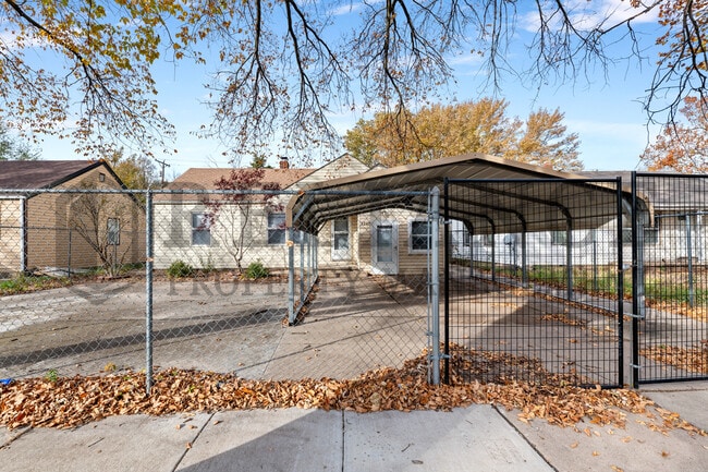 Photo - 1249 N Pershing St