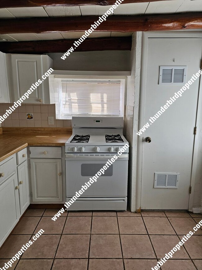 Photo - 325 San Andres Ave NW Unidad #4