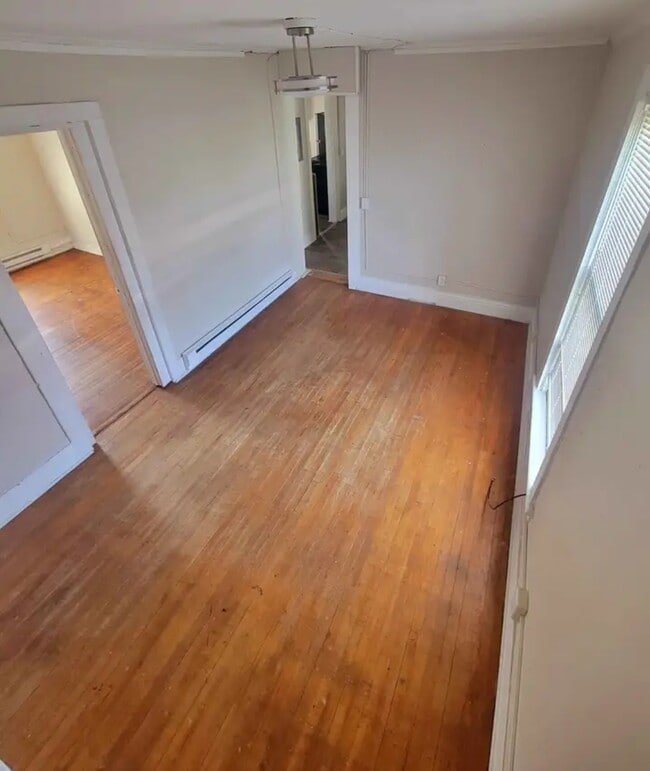 Photo - 833 Leray St