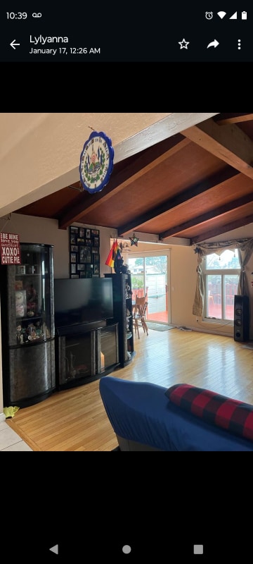 Photo - 215 Dennis Dr