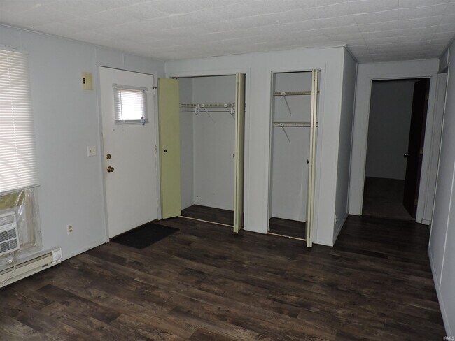 Photo - 125 W Orange St