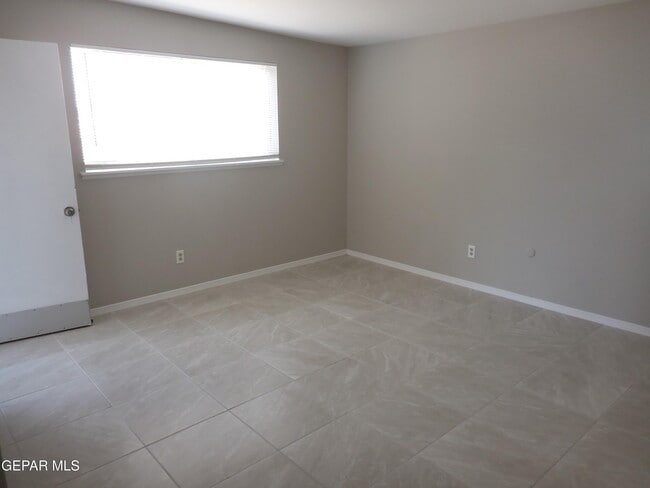 3608 Sheppard Ave
