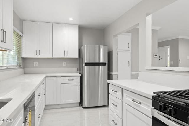 Photo - 910 Seaside Ct