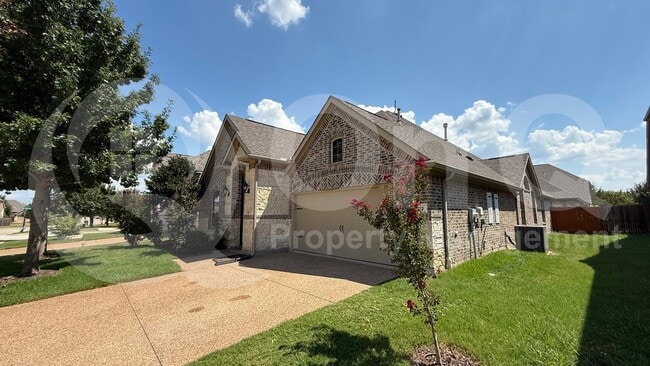 Building Photo - 4112 Overton Dr Rental