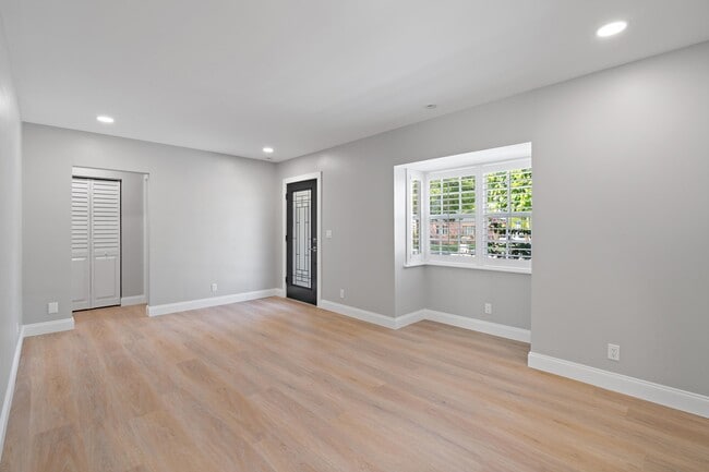 Photo - 3600 Westview Ave