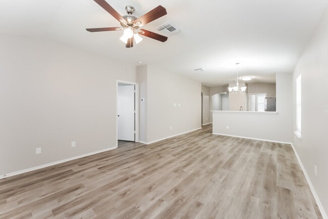 Photo - 8215 Radial Ct