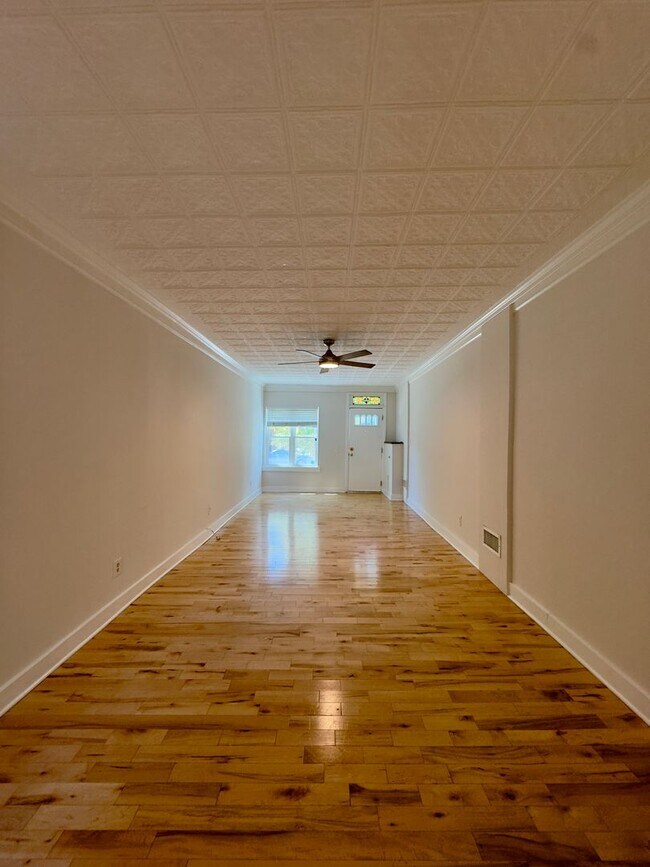 Photo - Charming 2 Bedroom/2 Bathroom Townhome in Canton, Baltimore, MD!