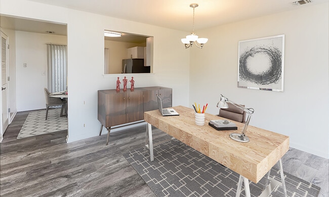 Mews at Annandale Townhomes