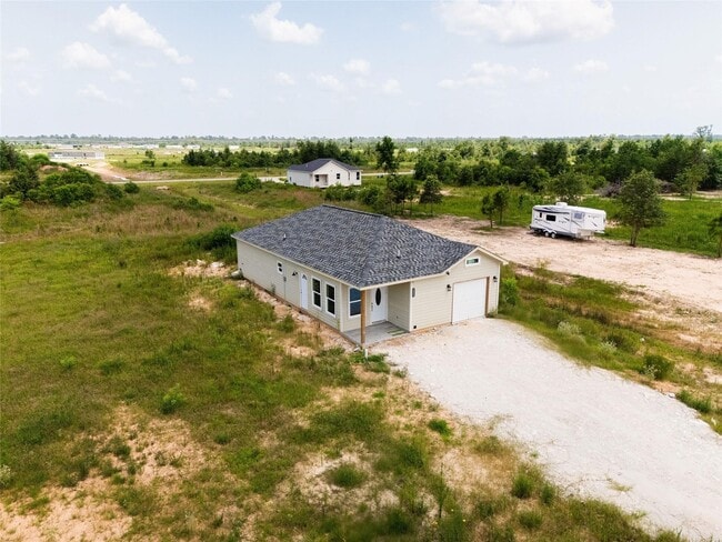 Photo - 5053-5835 Drive