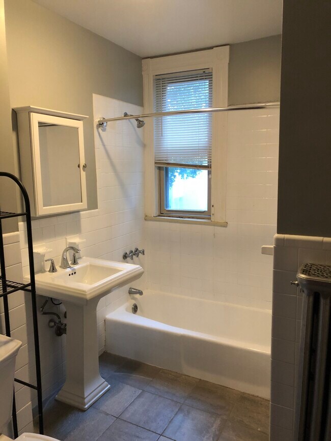 Photo - 72 Leicester St Unidad #1