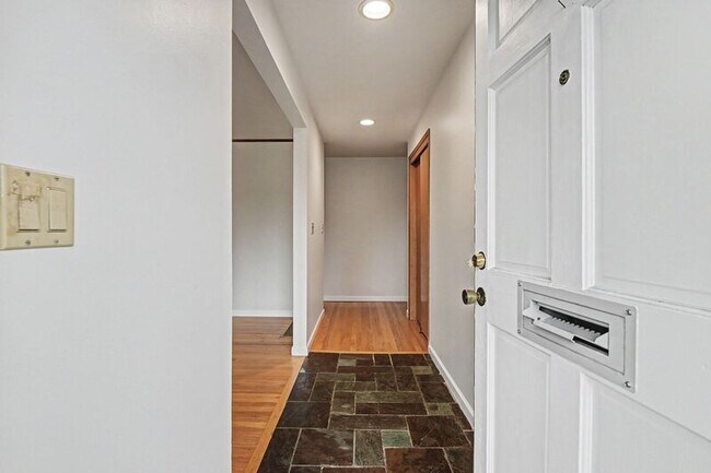 Photo - 7028 39th Ave NE