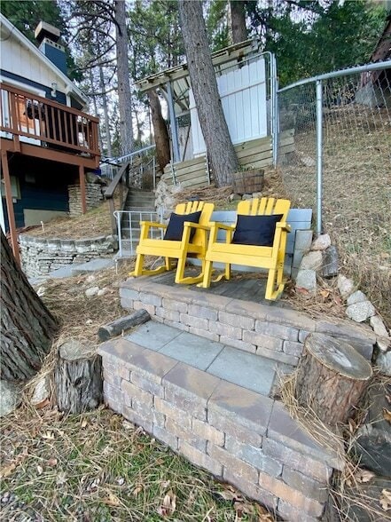 Photo - 23870 Lakeview Dr