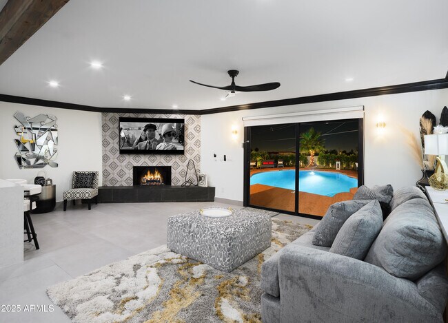 Photo - 7737 E Roosevelt St