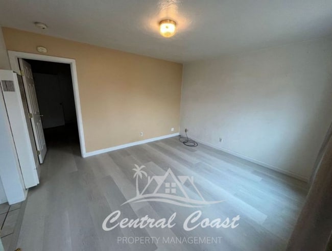 Photo - 116 S Halcyon Rd