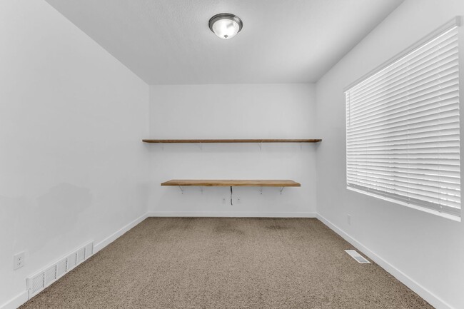 Photo - 4018 W 1200 S