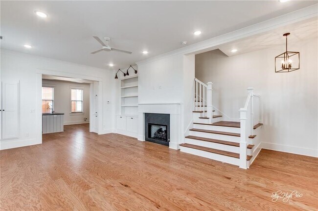Photo - 1866 N Meridian Rd