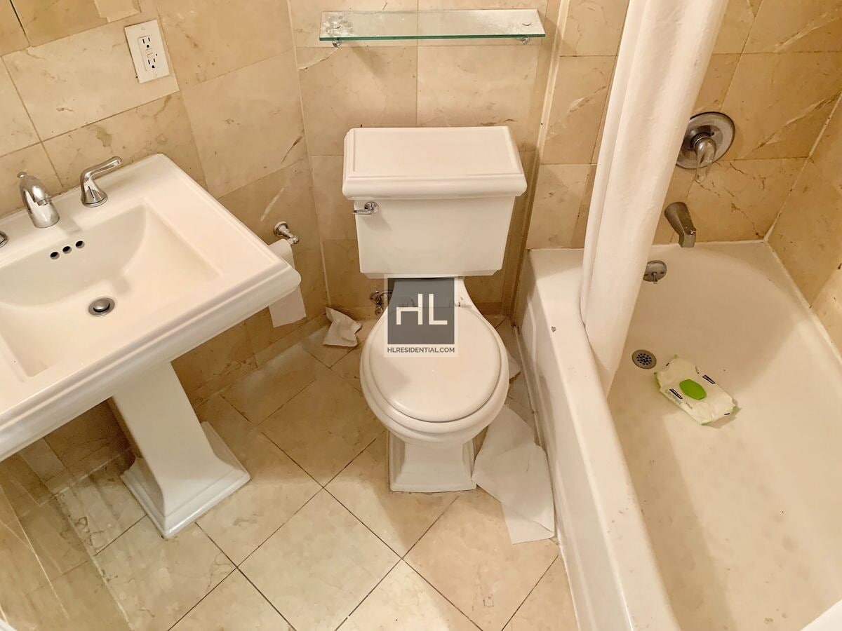 Photo - 10TH AVE. Unit 2RN