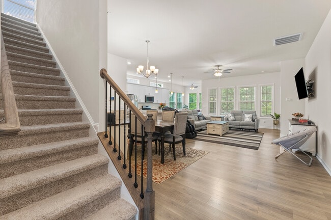 Photo - 1204 Nichols Creek Rd