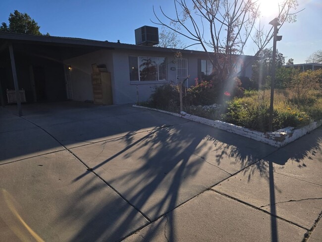 Photo - Rooms for Rent – Furnished, Lockable, & Private Backyard! 6 Spots Open.