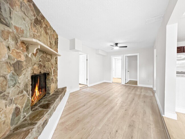 Photo - SECTION 8 ACCEPTED! Spacious Updated Home in St. Petersburg with a Large Backyard - 4bed | 2bed