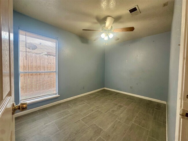 Photo - 5144 Beaverhill Dr